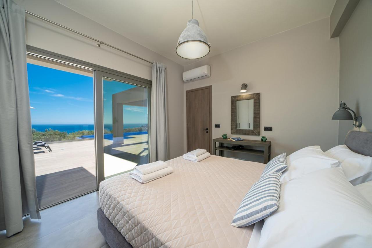 Villa Shades Of Blue Трапезаки Екстериор снимка