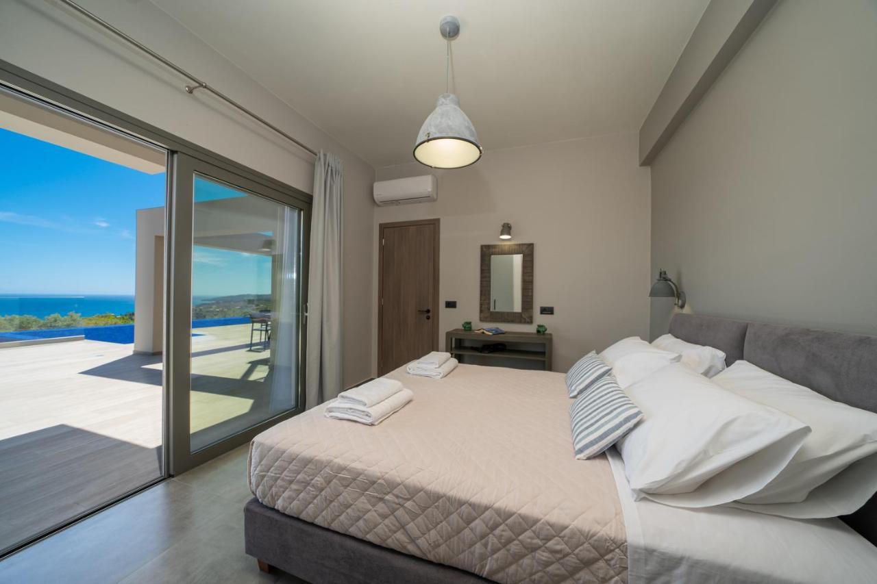 Villa Shades Of Blue Трапезаки Екстериор снимка