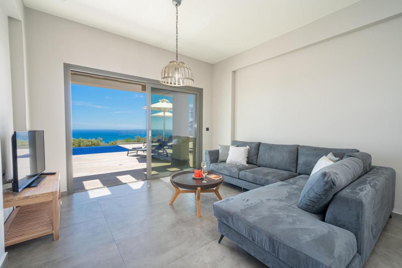 Villa Shades Of Blue Трапезаки Екстериор снимка