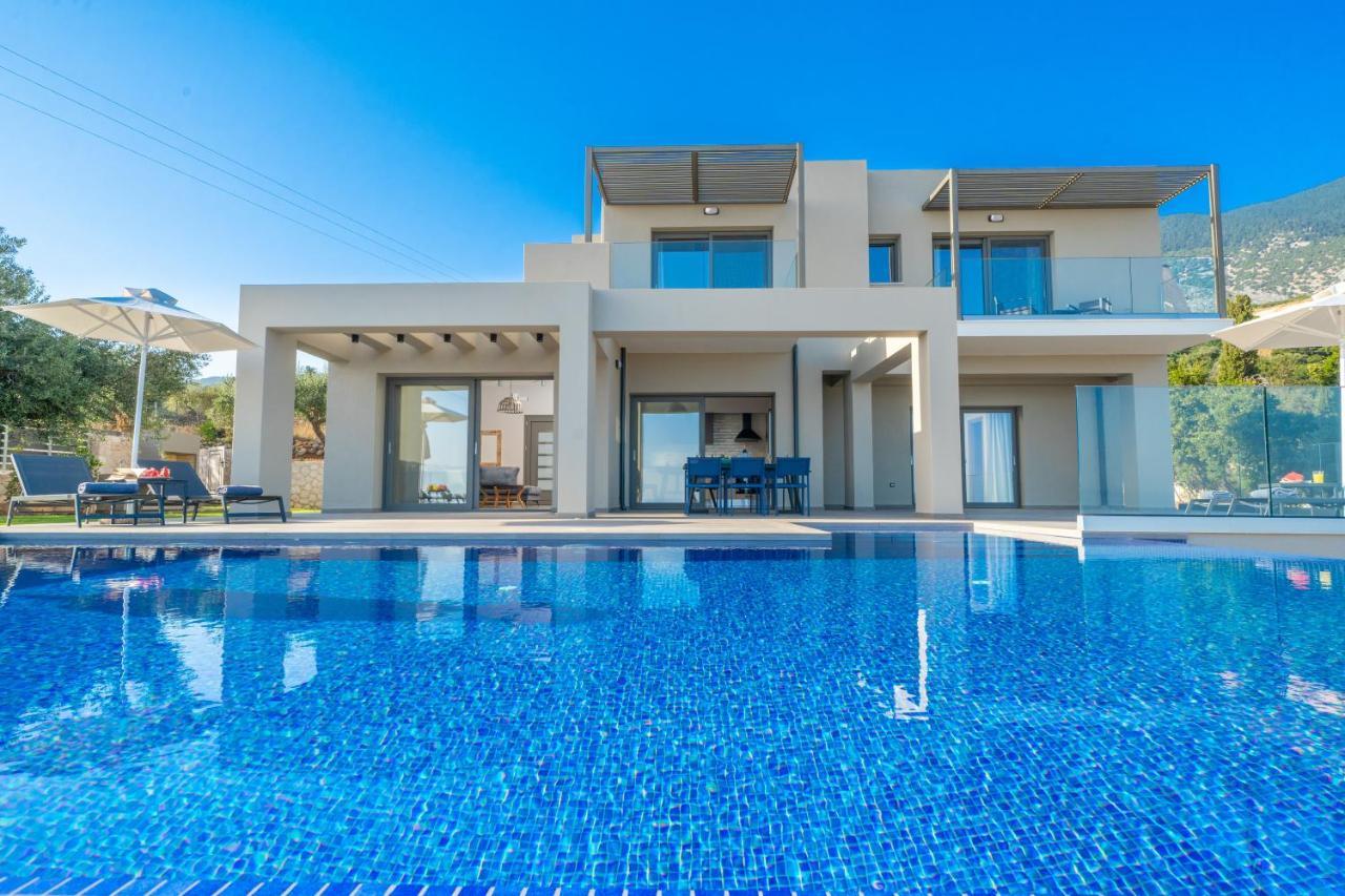 Villa Shades Of Blue Трапезаки Екстериор снимка
