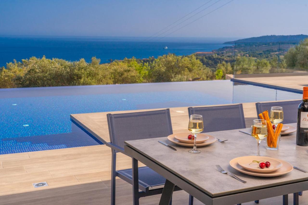 Villa Shades Of Blue Трапезаки Екстериор снимка