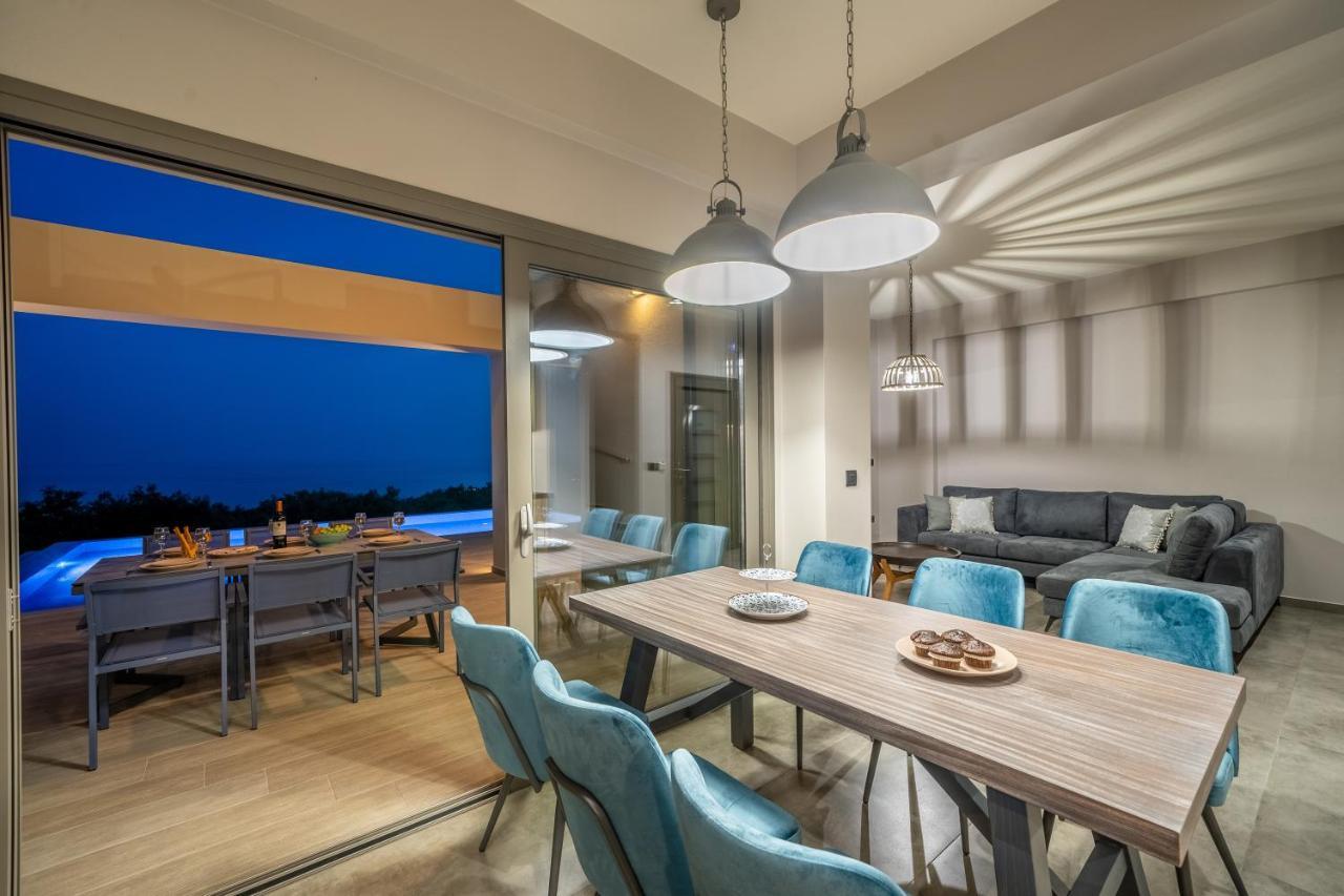 Villa Shades Of Blue Трапезаки Екстериор снимка