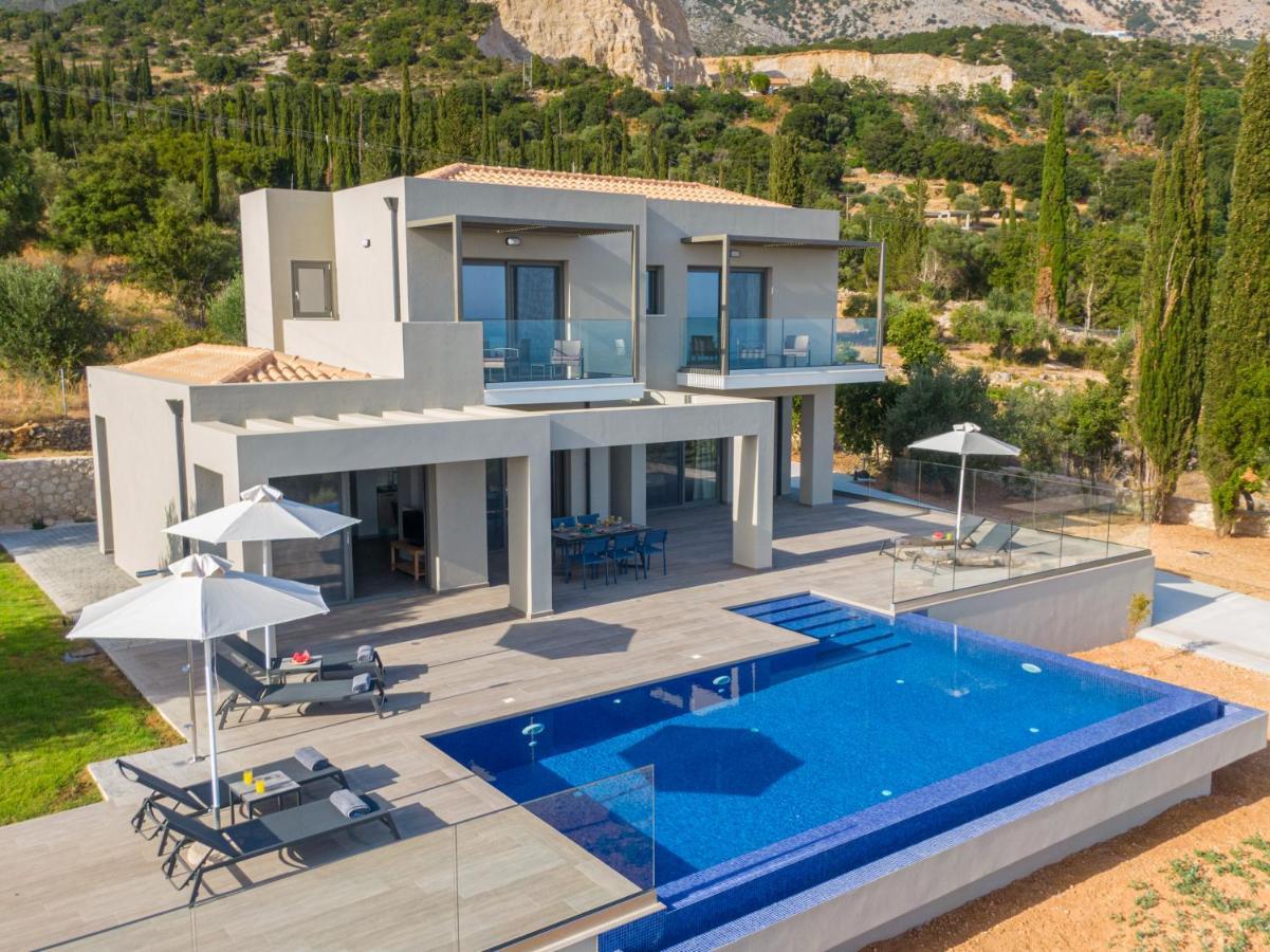 Villa Shades Of Blue Трапезаки Екстериор снимка