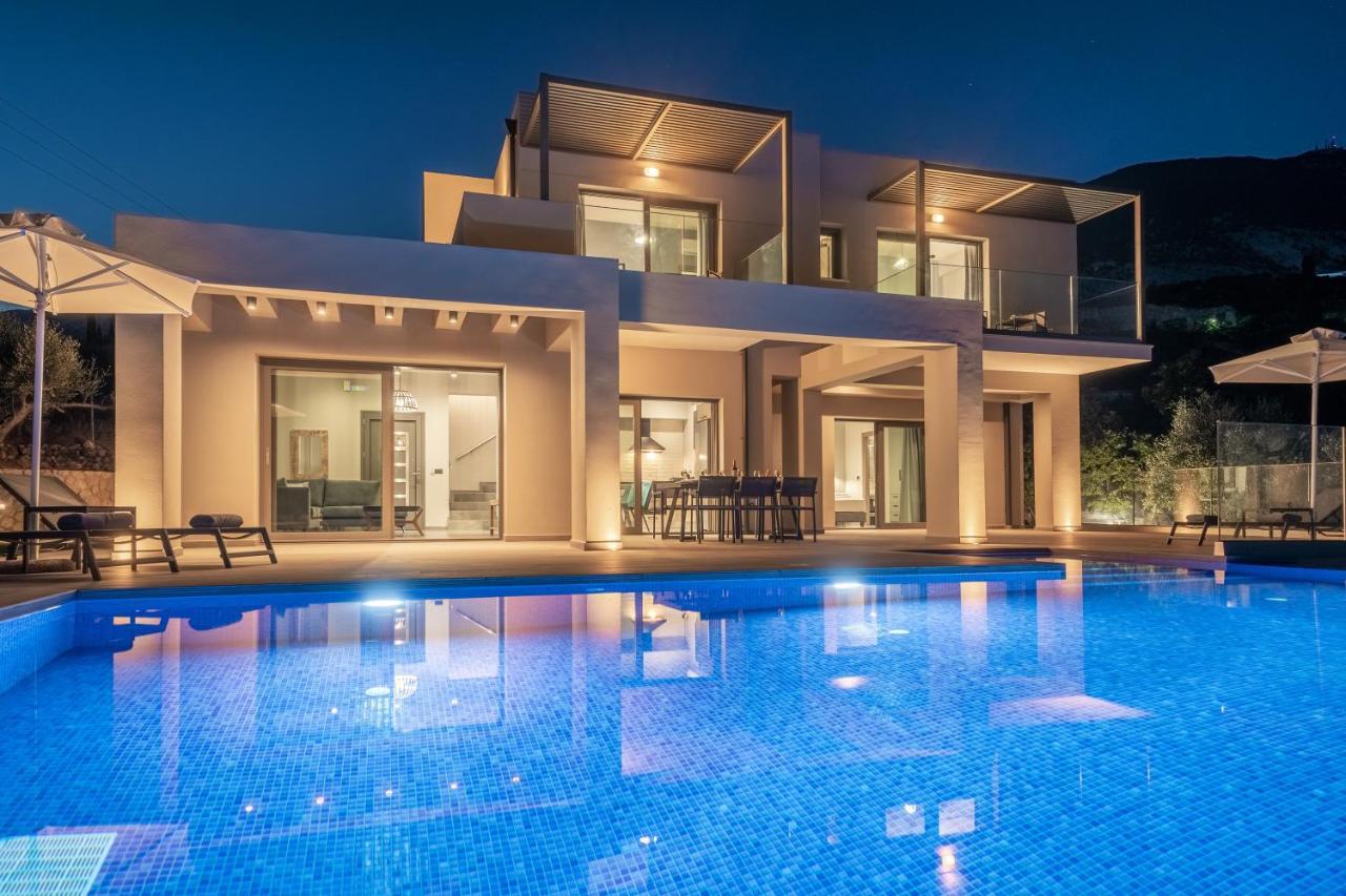 Villa Shades Of Blue Трапезаки Екстериор снимка