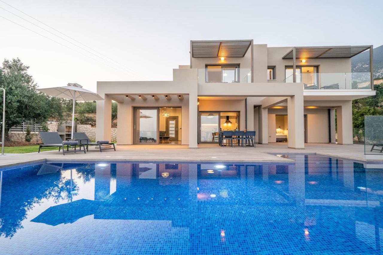Villa Shades Of Blue Трапезаки Екстериор снимка