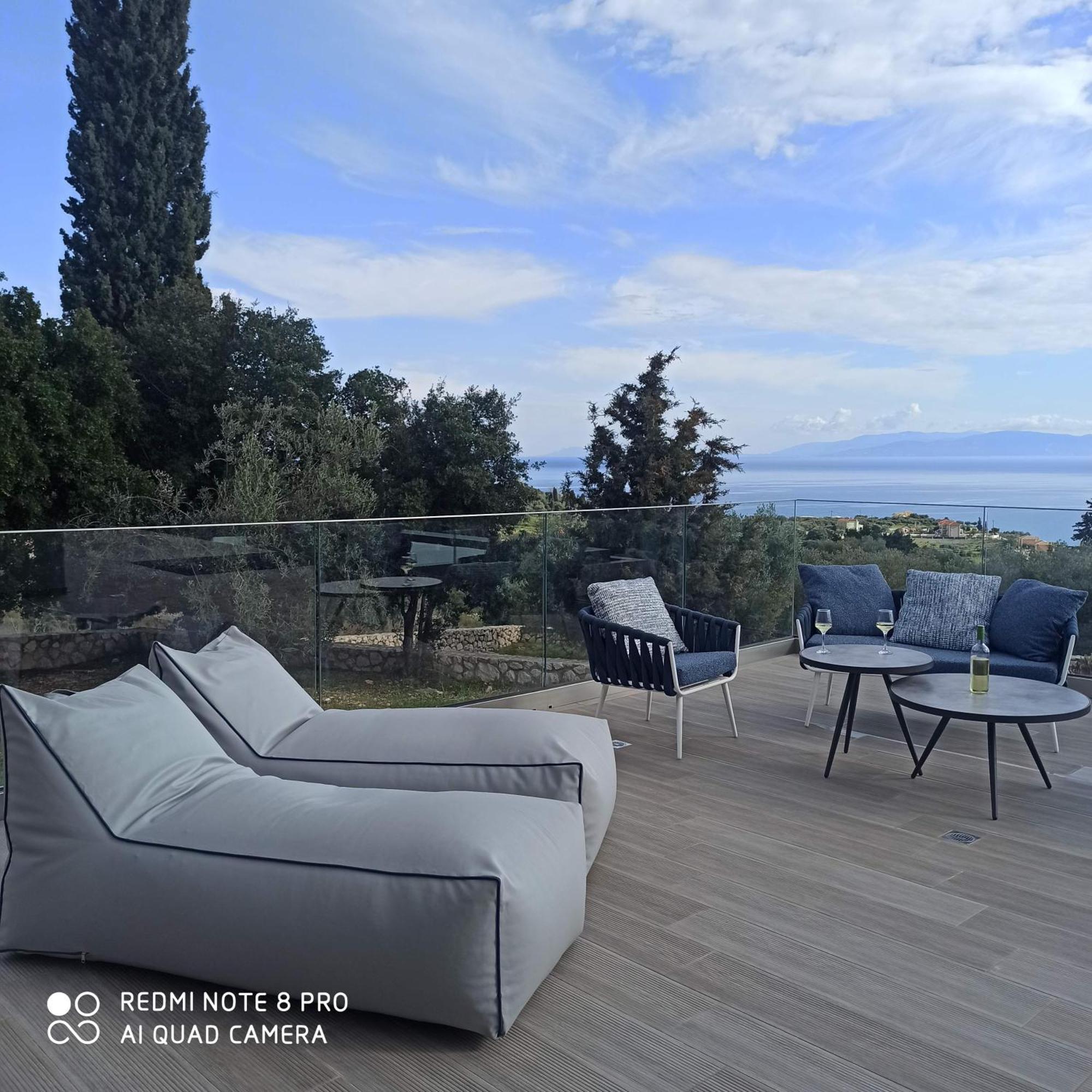 Villa Shades Of Blue Трапезаки Екстериор снимка
